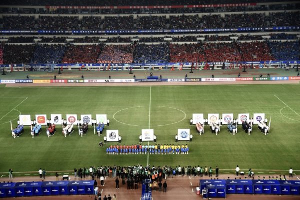 TopBull 泰州队击败南通队夺得苏超冠军，观赛人数纪录再创新高